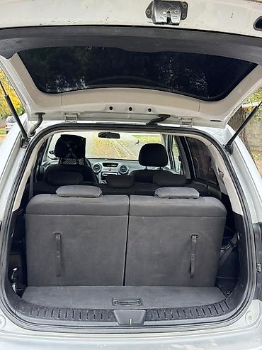 Kia: Kia Carens: 2007 г., 2 л, Механика, Бензин, Минивэн — 9