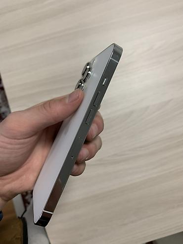 Apple iPhone: IPhone 13 Pro, Б/у, 128 ГБ, Белый, 82 % — 5