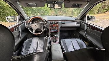 решетка 221: Mercedes-Benz E-Class: 2001 г., 2.4 л, Механика, Бензин, Седан — 7