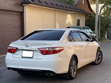 gac aion y: Toyota Camry: 2015 г., 2.5 л, Автомат, Бензин, Седан — 2