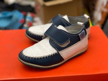 краска для обувь: Детская обувь, производство Турция, отличного качества, продам не