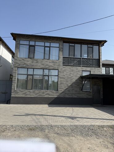 продажа беловодск: 212 м², 6 комнат, Утепленный, Балкон застеклен, Евроремонт