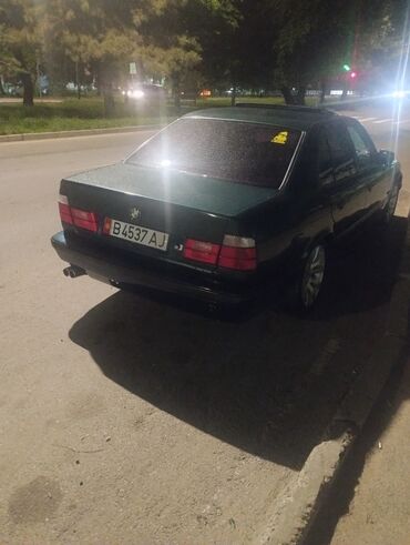 дешевый авто: BMW 5 series: 1993 г., 2 л, Механика, Бензин, Седан