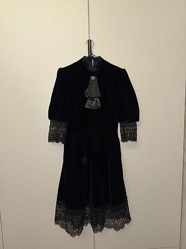 вечернее платье б у: Вечернее платье, Классическое, Короткая модель, Велюр, С рукавами, S — 1