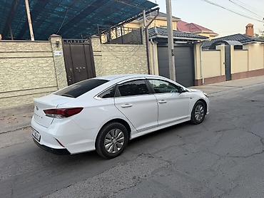 byd e2 2025: Hyundai Sonata: 2018 г., 2 л, Автомат, Бензин, Седан — 3