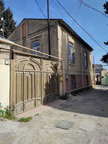 bakıxanovda satılan evlər: Suraxanı 6 otaqlı, 173 kv. m, Orta təmir