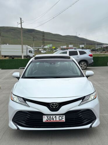 Toyota: Toyota Camry: 2020 г., 2.5 л, Автомат, Бензин, Седан