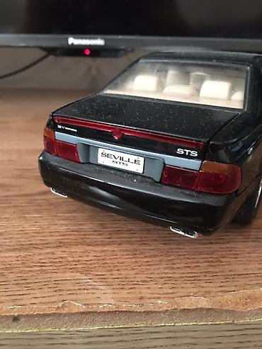 İncəsənət və kolleksiyalar: Kolleksiya üçün model avtomobil – Cadillac Seville STS (miqyas — 4