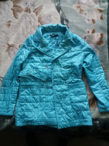 куртка женская 48 размер: Ветровка, Осень-весна, Made in KG, С капюшоном, M (EU 38)