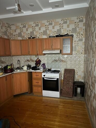 Həyət evləri və villaların satışı: Binəqədi qəs. 9 otaq, 200 kv. m, Kredit yoxdur, Orta təmir -da lalafo.az — 7 Həyət evləri və villaların satışı: Binəqədi qəs. 9 otaq, 200 kv. m, Kredit yoxdur, Orta təmir — 7