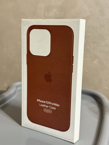 бу поко х3 про: Кожаный чехол для iphone 13 pro max с magsafe коричневый, абсолютно