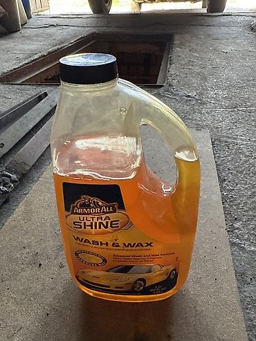Автошампунь с воском Armor All Ultra Shine Wash & Wax Из США - at lalafo.kg Автошампунь с воском Armor All Ultra Shine Wash & Wax Из США -