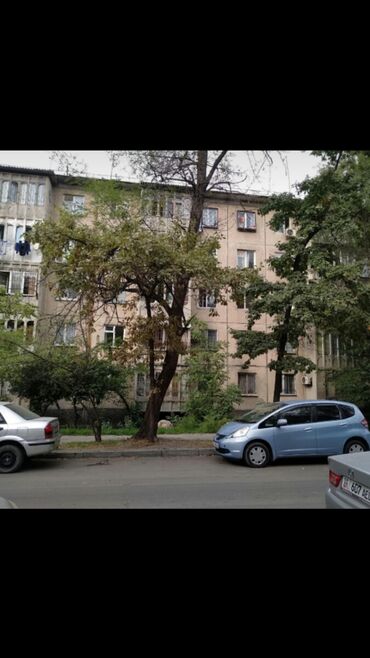калык акиева московская 3 ком кв: 1 комната, 32 м², 104 серия, 5 этаж, Старый ремонт