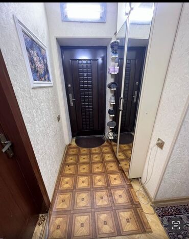 xirdalanda menzil: Bakı, Yasamal, 3 otaqlı, Köhnə tikili, m. Nizami, 65 kv. m