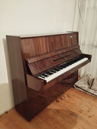 isma mirage 5.1: Piano, Belarus, Akustik