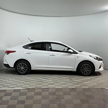 на руках только тех паспорт: Hyundai Solaris: 2017 г., 1.6 л, Автомат, Бензин, Седан — 2