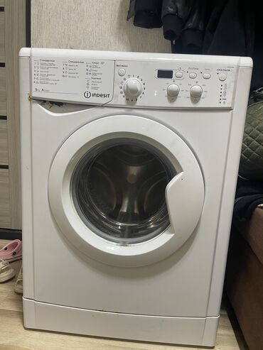 jaki швейная машина: Кир жуучу машина Indesit, Колдонулган, Автомат, 5 кг чейин