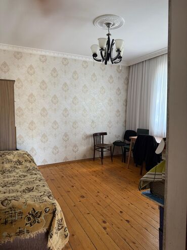 Həyət evləri və villaların satışı: Bakıxanov qəs. 5 otaqlı, 110 kv. m, Kredit yoxdur, Orta təmir — 8