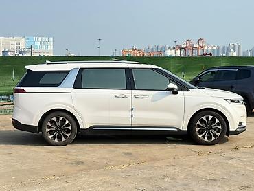 Kia Carnival: 2021 г., 2.2 л, Автомат, Дизель, Минивэн