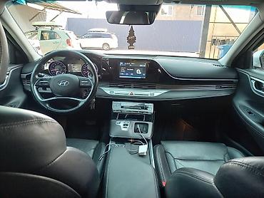 gra: Hyundai Grandeur: 2020 г., Седан — 6