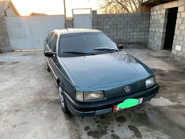 Volkswagen: Volkswagen Passat: 1.8 л | 1989 г. | Седан