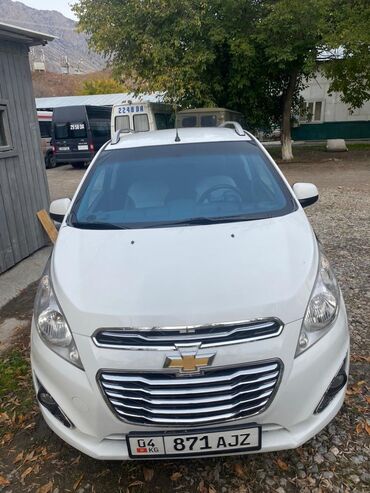 арзан машина срочна продаю: Chevrolet Spark: 2012 г., 0.1 л, Автомат, Газ, Хэтчбэк