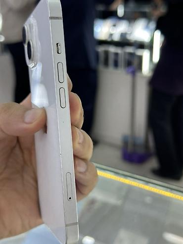 Apple iPhone: IPhone 14, Б/у, 128 ГБ, Белый, Зарядное устройство, Защитное стекло, Чехол, 89 % — 7