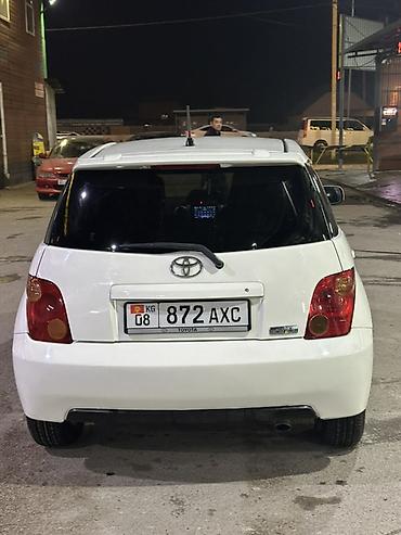 авто фышка: Toyota Ist: 2002 г., 1.5 л, Автомат, Бензин, Хэтчбэк — 4