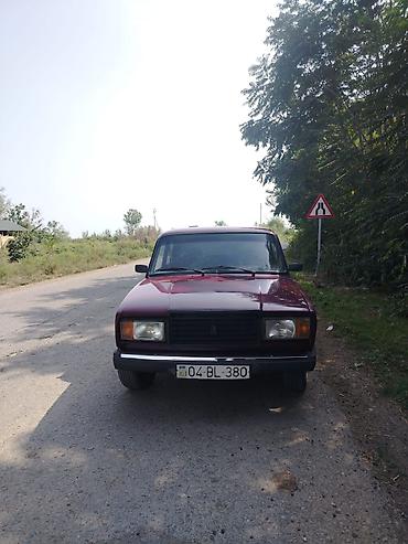 VAZ (LADA): LADA 2107 sedan - Ban növü: sedan, 4 qapı - Rəng: tünd al-qırmızı — 1