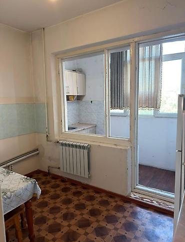 105: 1 комната, 38 м², Киргизия 1 105 серия, 2 этаж, Старый ремонт — 4