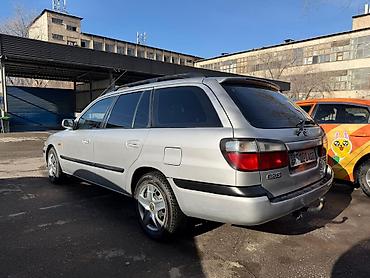 обмен на частный дом: Mazda 626: 1999 г., Бензин, Универсал — 3