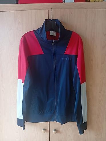 Diadora trenerka gornji deo M U odlicnom stanju,malo nosena. - Model