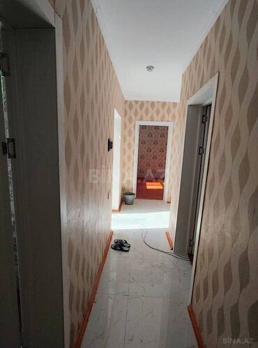 Həyət evləri və villaların satışı: Mawdagada 3 otaqli menzil satilir.menzil 2 yataq otagi ve geniw zal — 8