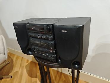 m5 disk: Sony mini Hi‑Fi musiqi mərkəzi – iki akustik səs kolonkasından ibarət — 4