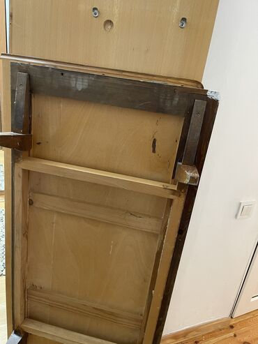 Шкафы для одежды: Болгария Шкаф деревянный для одежды, двери есть в наличии (можно — 9