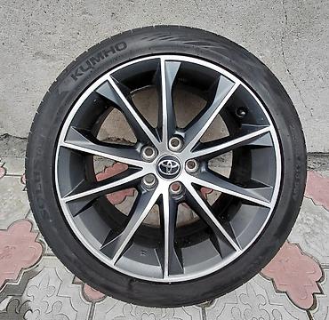 e6 3: Продаю комплект дисков Toyota с летней шиной Kumho Solus - Диск — 1
