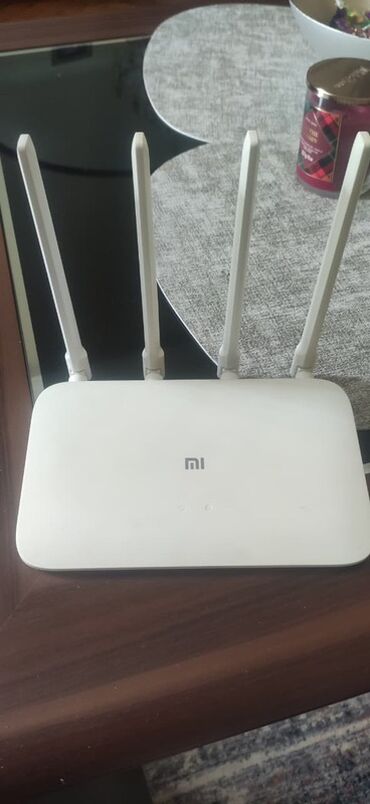 Комплектующие для ПК и ноутбуков: Xiaomi Mi Router 4A Giga Version - İki zolaqlı Wi‑Fi: 2.4 GHz (SSID