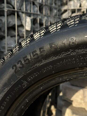 шипованные шины: Шины 235 / 55 / R 18, Зимняя шипованная, Внедорожные (АТ/МТ), Continental