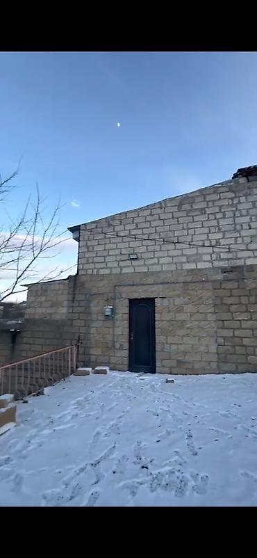 Həyət evləri və villaların satışı: Hacikend goycekendi 8 sot mehle 2 mertebe ev qaz iwiq su herwey — 1