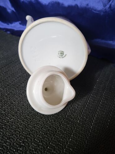 Čajnici: Bokal nov iz 1918 do 39g Victoria Cehoslovacka. Bokal perfektan — 16