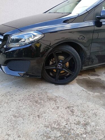 Auto delovi: Mercedes AMG felne 18 cola+gume Riken 225/40/18 MERCEDES BENZ — 15