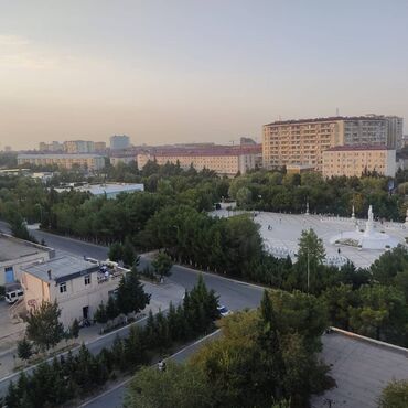 Uzunmüddətli kirayə mənzillər: Sumqayıt şəhəri, 9-cu mkr-n ərazisində inşa edilmiş 9 mərtəbəli köhnə — 6