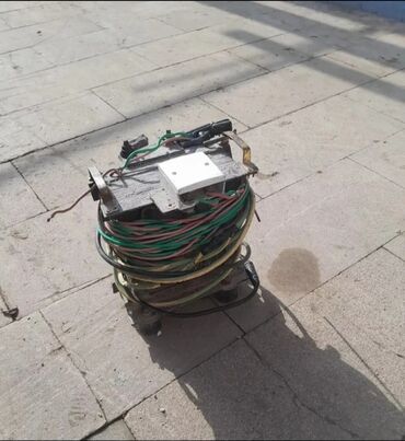Elektrik kabelləri: Zəmanətsiz, Kredit yoxdur