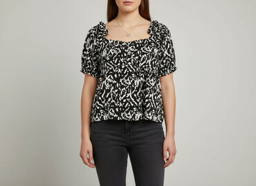 bluzki wizytowe plus size: Жіноча блуза, розмір XL