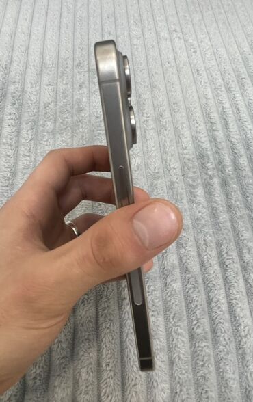 Apple iPhone: IPhone 15 Pro Max, Natural Titanium — 7