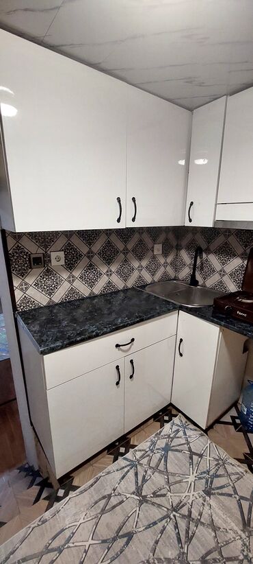 Otaqların uzunmüddətli kirayəsi: Kirayə verilir – mebellə təchiz olunmuş ayrıca 1 otaq. Zığ kəndi -da lalafo.az — 8 Otaqların uzunmüddətli kirayəsi: Kirayə verilir – mebellə təchiz olunmuş ayrıca 1 otaq. Zığ kəndi — 8