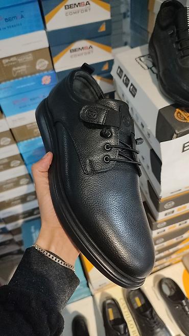 Ayaqqabılar: Kişilər üçün qara rəngli ayaqqabı kolleksiyası - Ümumi dizayn — 3