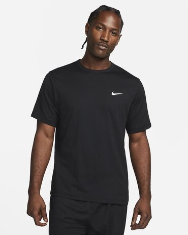 black squad majica: Men's T-shirt Nike, M (EU 38), bоја - Crna