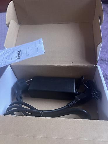 akses point: Dahua PoE Switch – DH-PFS3005-4P-58 Xüsusiyyətlər: - 4x PoE portu + — 3