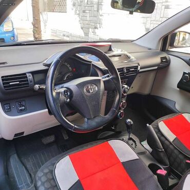 Toyota: Toyota iQ: 1.4 l. | 2011 έ. Χάτσμπακ — 7